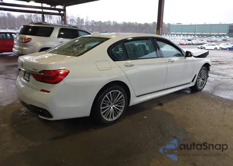 2017 BMW Alpina B7 xDrive из США, поврежденный, VIN WBA7F2C57HG421486